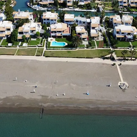 Vila Villa, Swimming Pool For 8 *