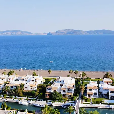 Villa, Swimming Pool For 8 Вилла Термисия