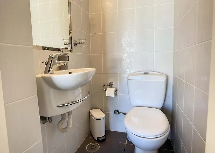 Villa, Swimming Pool For 8 * Thermisía