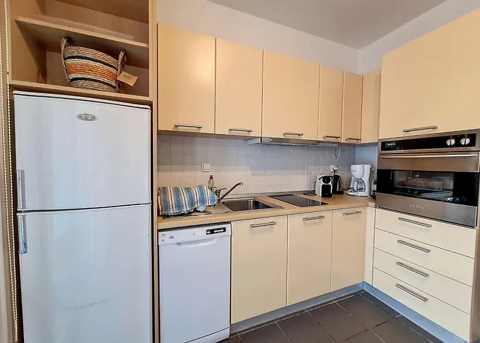 Villa, Swimming Pool For 8 וילה Thermisía