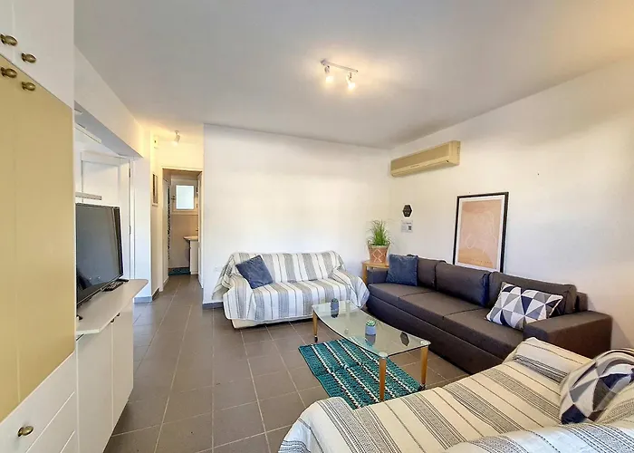 Villa, Swimming Pool For 8